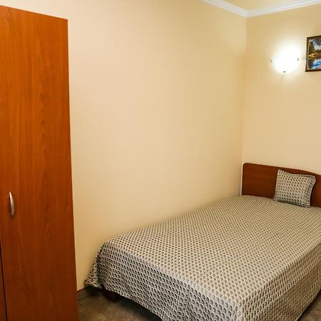 Hotel Bulgaria Kŭrdzhali Pokoj fotografie