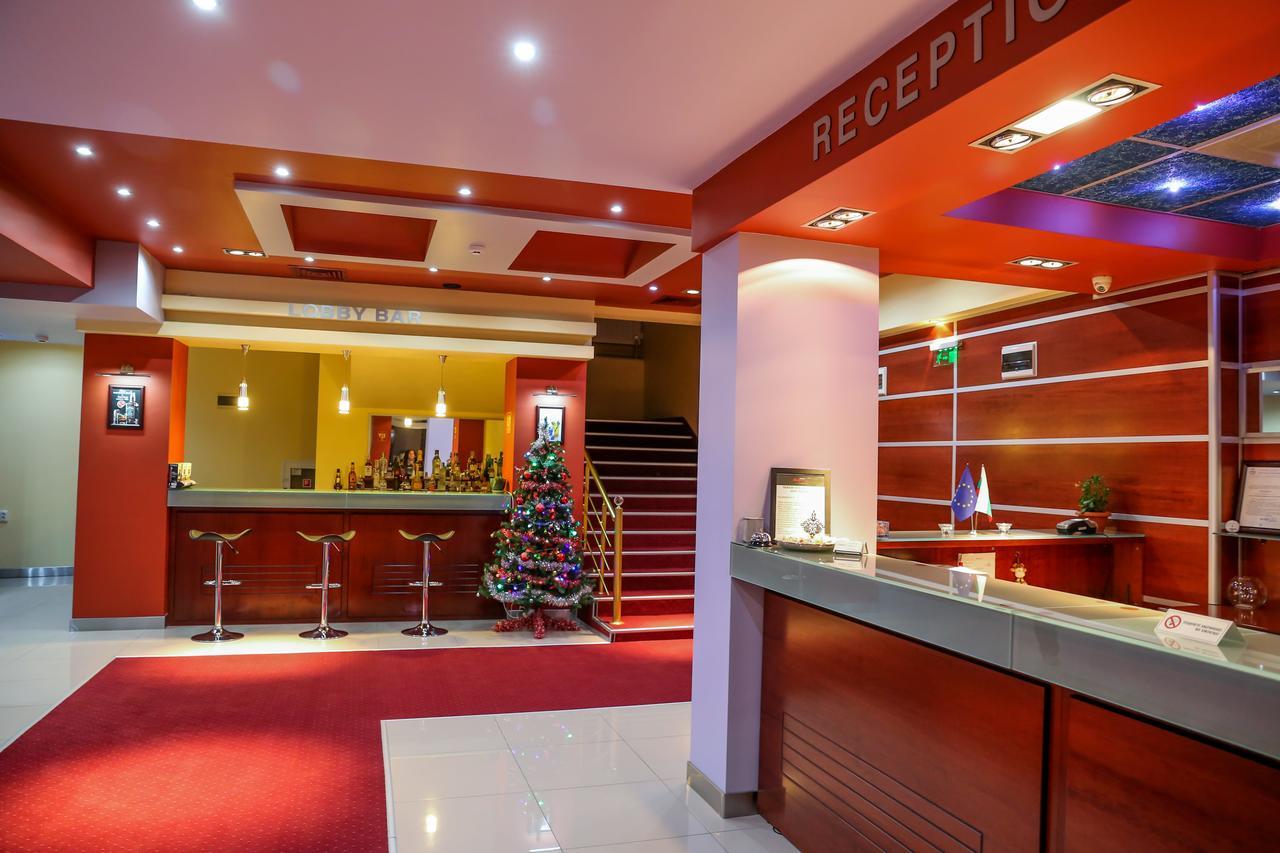 Hotel Bulgaria Kŭrdzhali Exteriér fotografie
