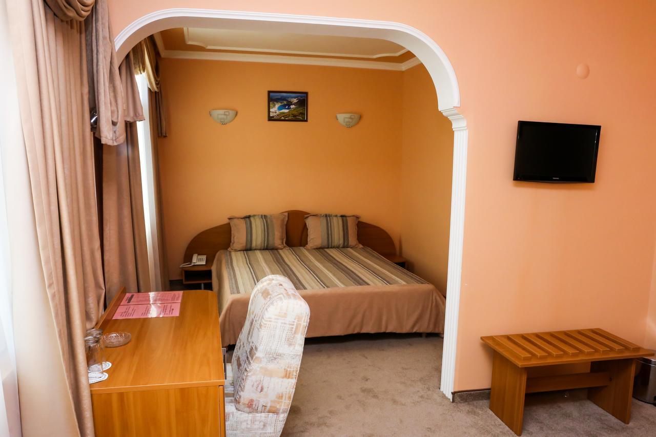 Hotel Bulgaria Kŭrdzhali Exteriér fotografie