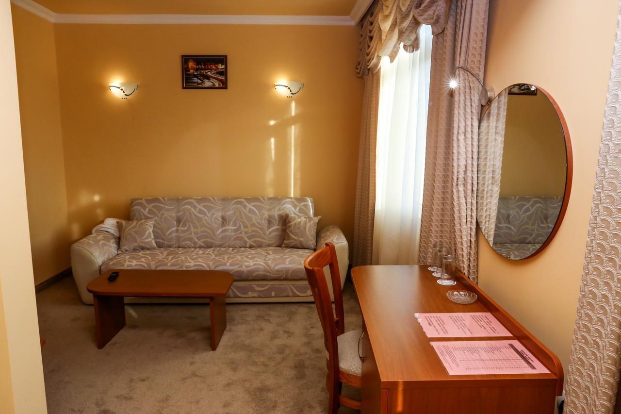 Hotel Bulgaria Kŭrdzhali Exteriér fotografie